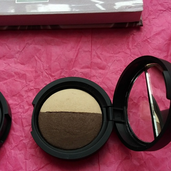 Makeup Bundle - Picture 5 of 7